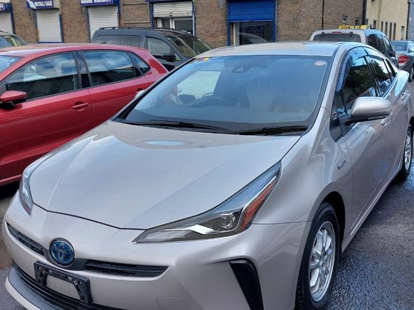 Toyota Prius Hatchback, Petrol Hybrid, 2020, Grey