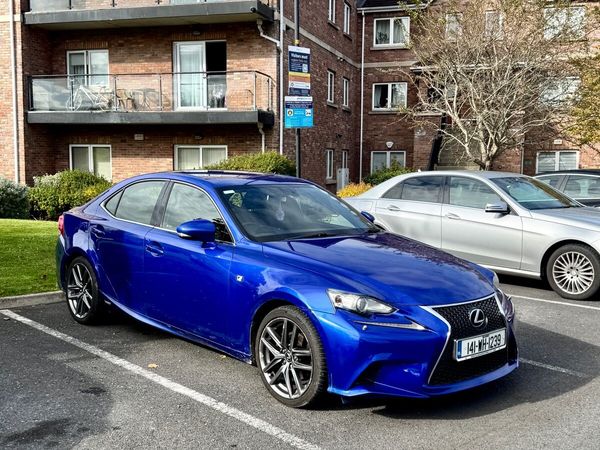 Lexus IS Saloon, Petrol Hybrid, 2014, Blue