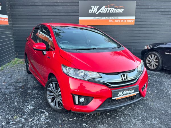 Honda Fit Hatchback, Petrol Hybrid, 2014, Red