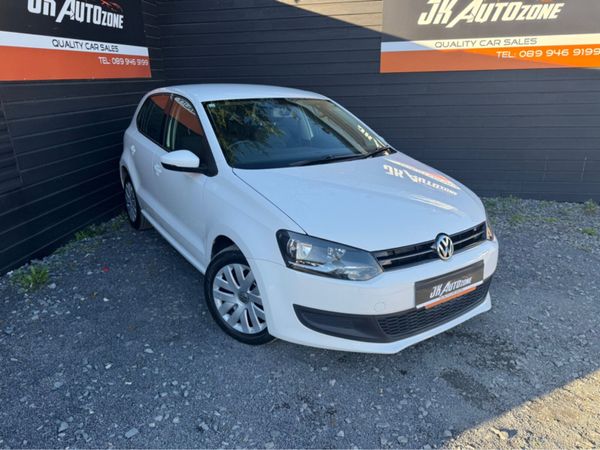 Volkswagen Polo Hatchback, Petrol, 2013, White