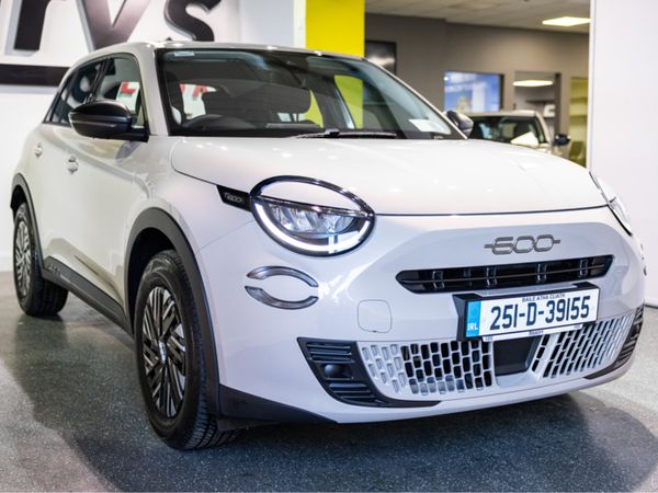 Fiat 600 Hatchback, Petrol, 2025, Grey