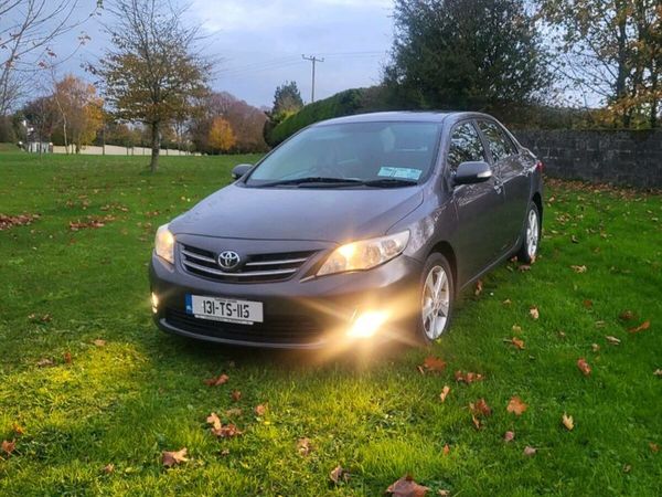 Toyota Corolla Saloon, Diesel, 2013, Grey
