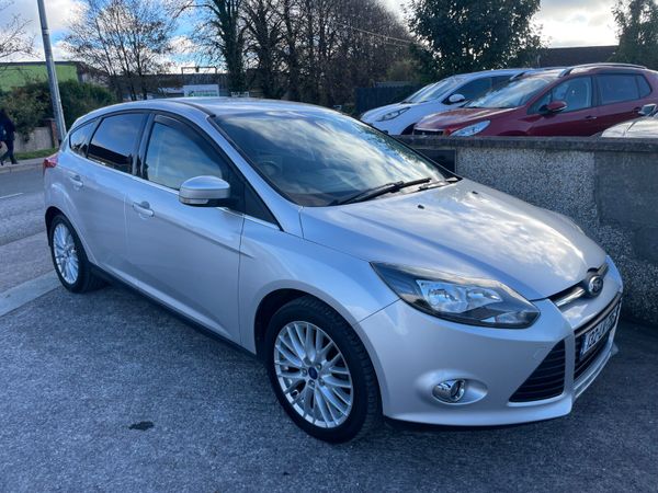 Ford Focus Hatchback, Diesel, 2013, Silver