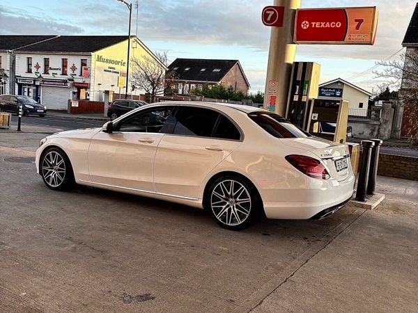 Mercedes-Benz C-Class Saloon, Petrol Plug-in Hybrid, 2016, White