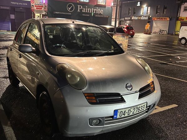 Nissan Micra Hatchback, Petrol, 2004, Silver