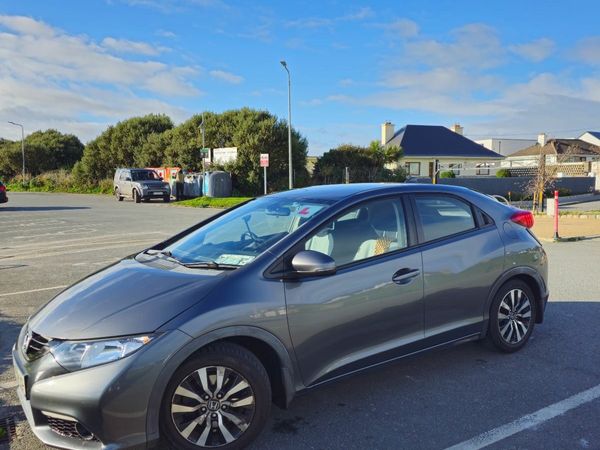 Honda Civic Hatchback, Diesel, 2014, Grey