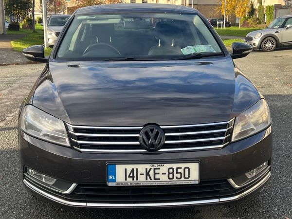 Volkswagen Passat Saloon, Diesel, 2014, Brown