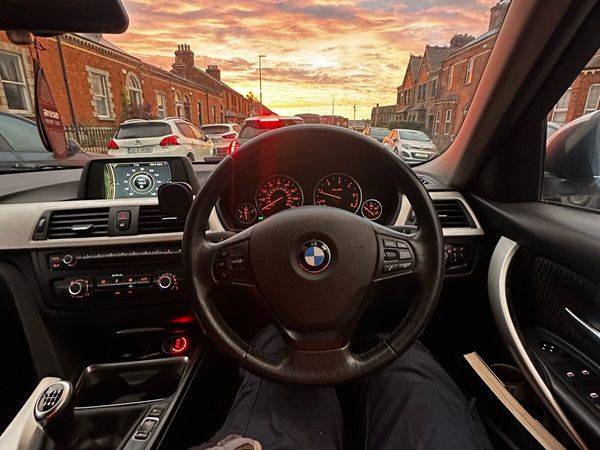 BMW 3-Series Saloon, Diesel, 2014, Silver