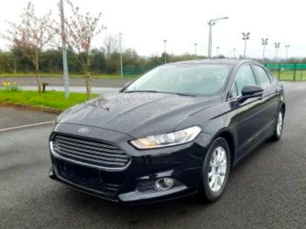 Ford Mondeo Hatchback, Diesel, 2015, Black