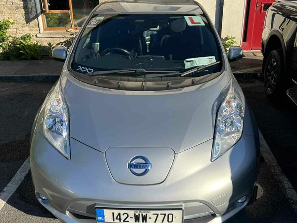 Nissan Leaf Hatchback, Electric, 2014, Silver