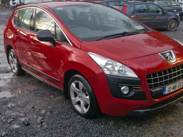 Peugeot 3008 MPV, Diesel, 2010, Red