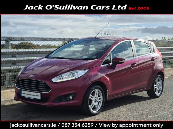 Ford Fiesta Hatchback, Petrol, 2014, Red