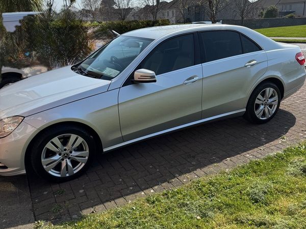 Mercedes-Benz E-Class Saloon, Diesel, 2013, Silver