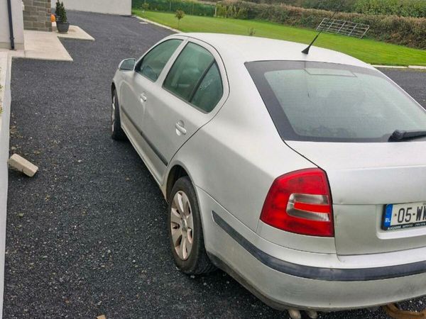 Skoda Octavia Hatchback, Diesel, 2005, Silver