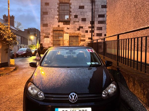 Volkswagen Golf Hatchback, Petrol, 2009, Black