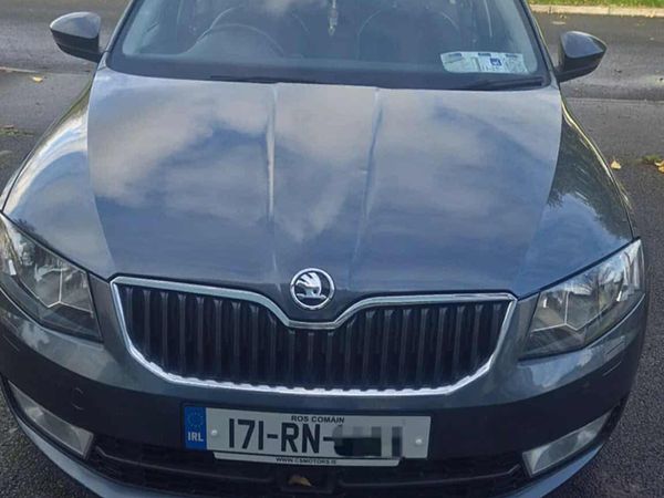 Skoda Octavia Hatchback, Diesel, 2017, Grey