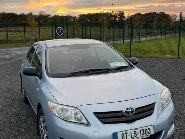 Toyota Corolla Saloon, Petrol, 2007, Blue
