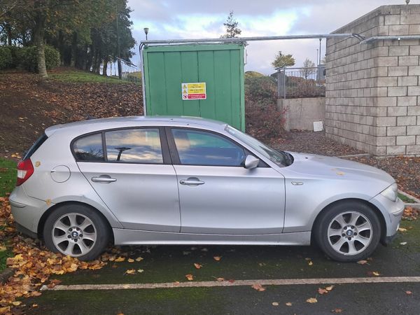 BMW 1-Series Hatchback, Petrol, 2006, Silver