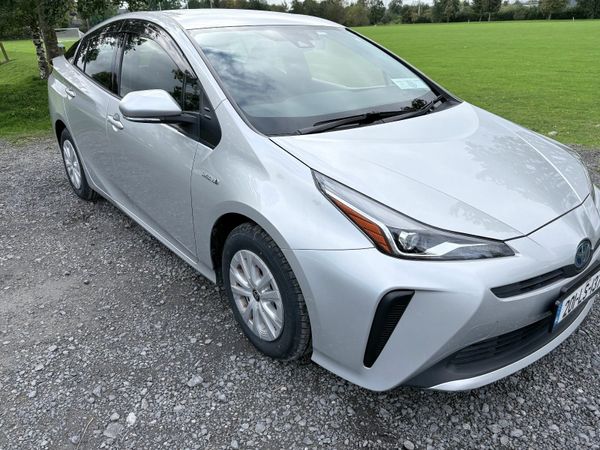 Toyota Prius Hatchback, Petrol Hybrid, 2020, Silver