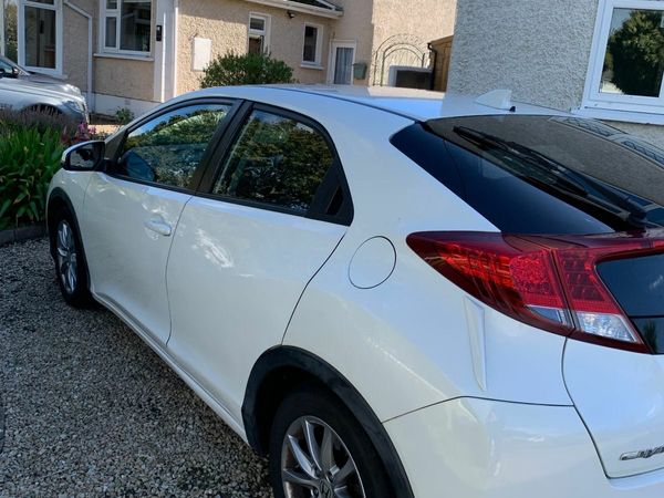 Honda Civic Hatchback, Petrol, 2014, White