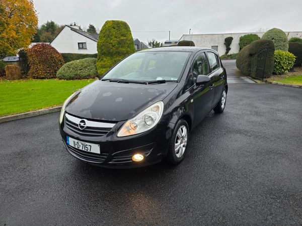 Opel Corsa Hatchback, Petrol, 2011, Black