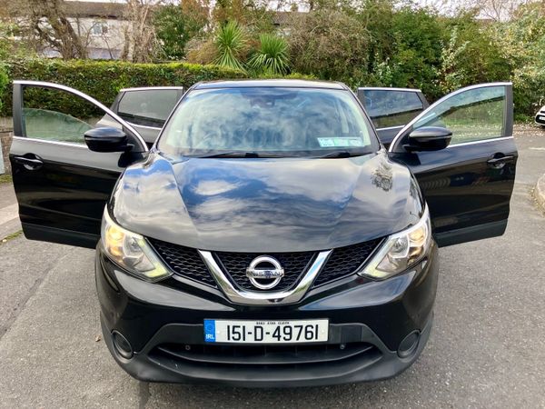 Nissan Qashqai Hatchback, Diesel, 2015, Black