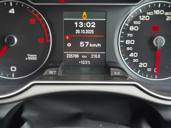 Audi A4 Saloon, Diesel, 2012, Black