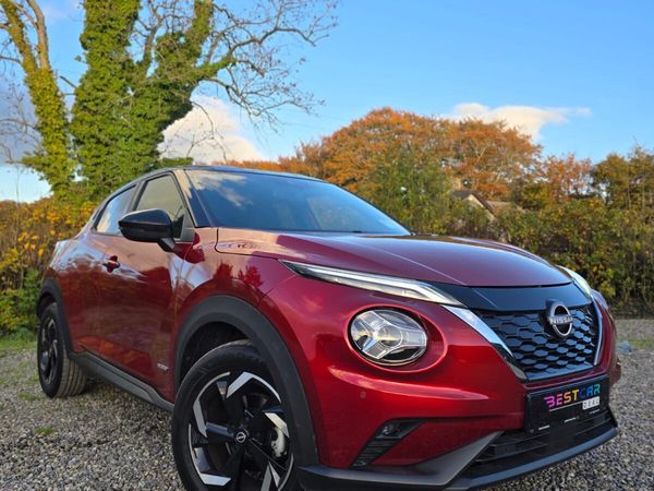 Nissan Juke SUV, Petrol Hybrid, 2024, Red