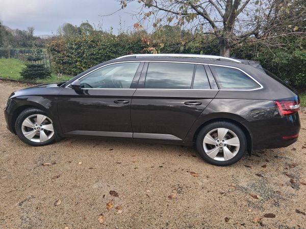 Skoda Superb Estate, Diesel, 2016, Brown