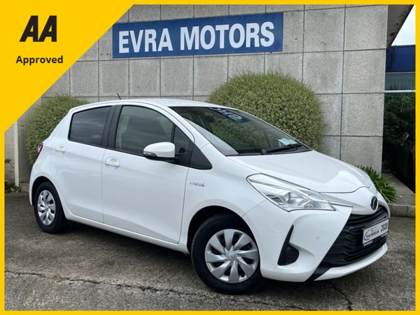 Toyota Vitz Hatchback, Petrol Hybrid, 2020, White