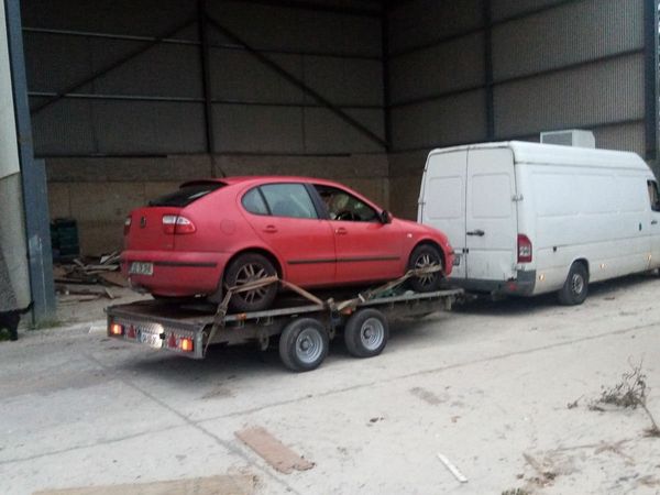 SEAT Leon Hatchback, Petrol, 2005, Red