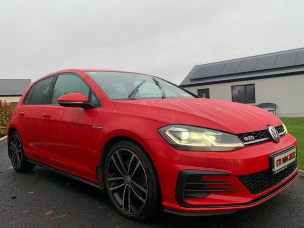 Volkswagen Golf Hatchback, Diesel, 2017, Red