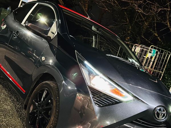 Toyota Aygo Hatchback, Petrol, 2018, Grey