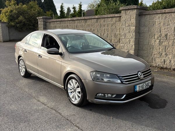 Volkswagen Passat Saloon, Diesel, 2011, Brown
