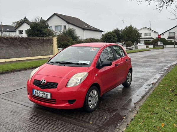 Toyota Yaris Hatchback, Petrol, 2008, Red
