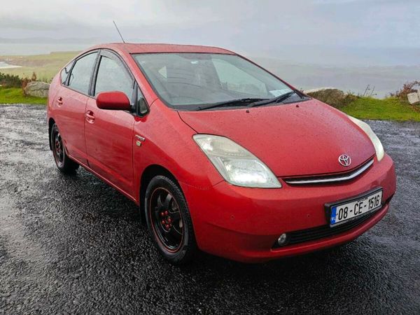 Toyota Prius Hatchback, Petrol Hybrid, 2008, Red