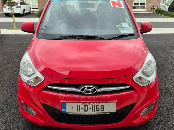 Hyundai i10 Hatchback, Petrol, 2011, Red