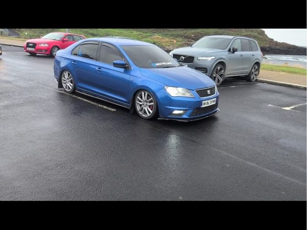 SEAT Toledo Hatchback, Diesel, 2013, Blue
