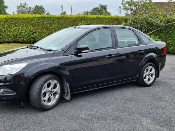 Ford Focus Saloon, Diesel, 2011, Black