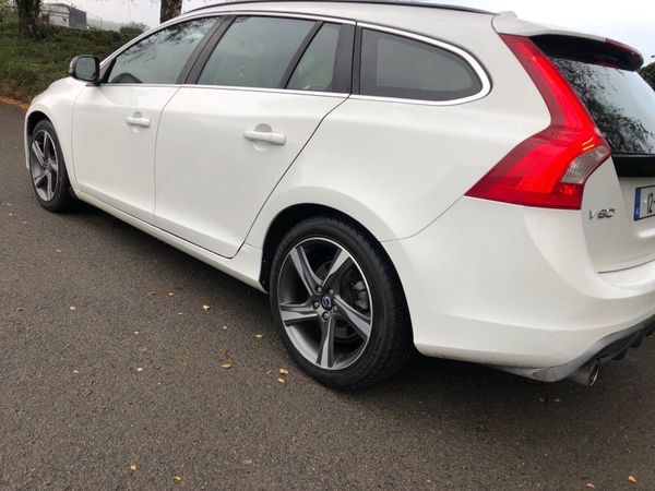 Volvo V60 Estate, Diesel, 2012, White
