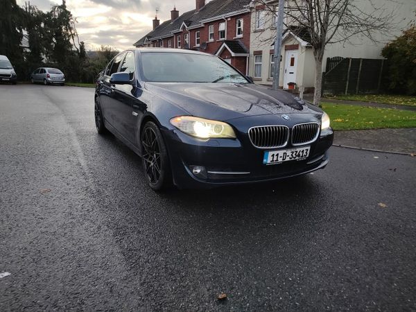 BMW 5-Series Saloon, Diesel, 2011, Blue