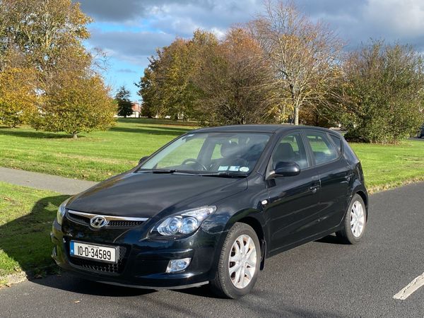 Hyundai i30 Hatchback, Petrol, 2010, Black