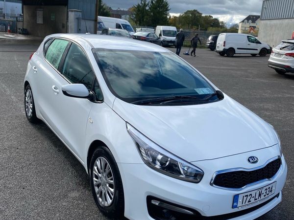Kia Ceed Hatchback, Diesel, 2017, White
