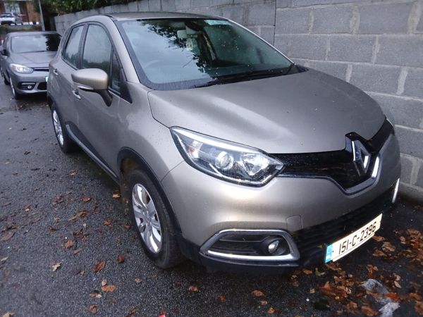 Renault Captur Hatchback, Diesel, 2015, Gold