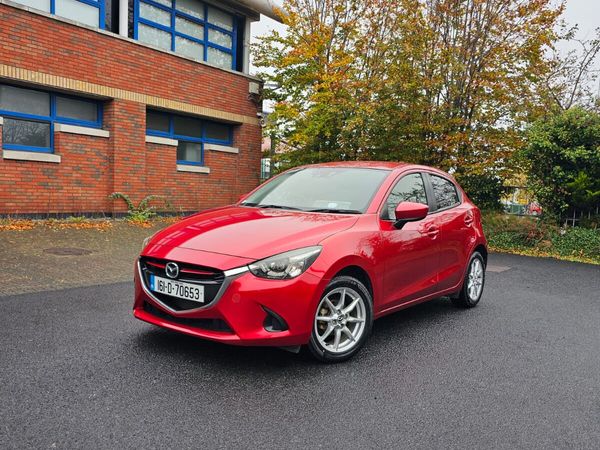 Mazda Demio MPV, Petrol, 2016, Red