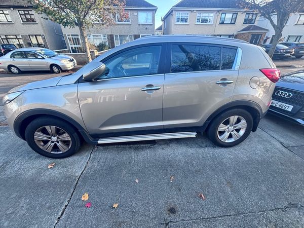 Kia Sportage SUV, Diesel, 2013, Silver