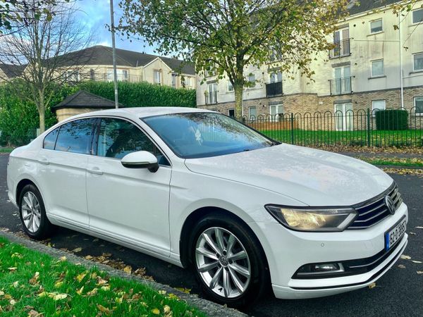 Volkswagen Passat Saloon, Diesel, 2015, White
