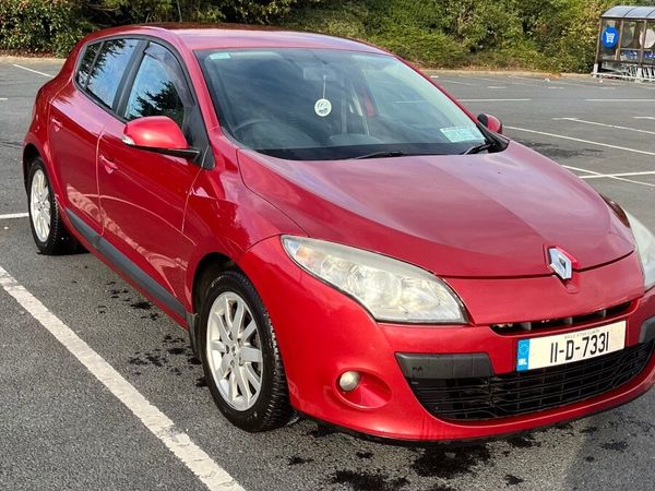 Renault Megane Hatchback, Diesel, 2011, Red
