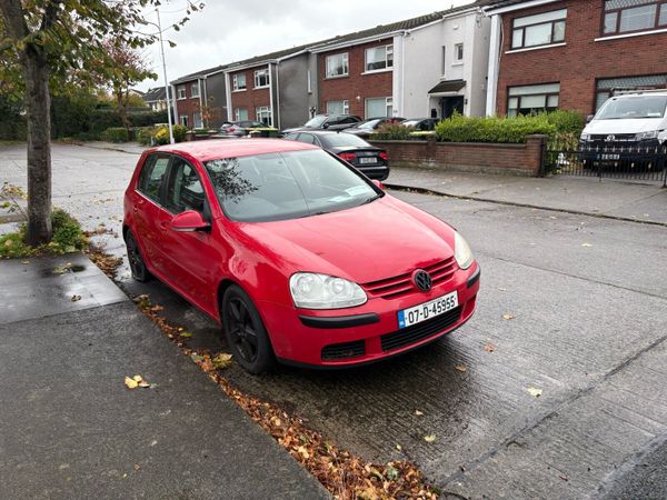 Volkswagen Golf Hatchback, Diesel, 2007, Red