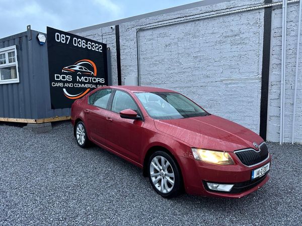 Skoda Octavia Saloon, Diesel, 2014, Red